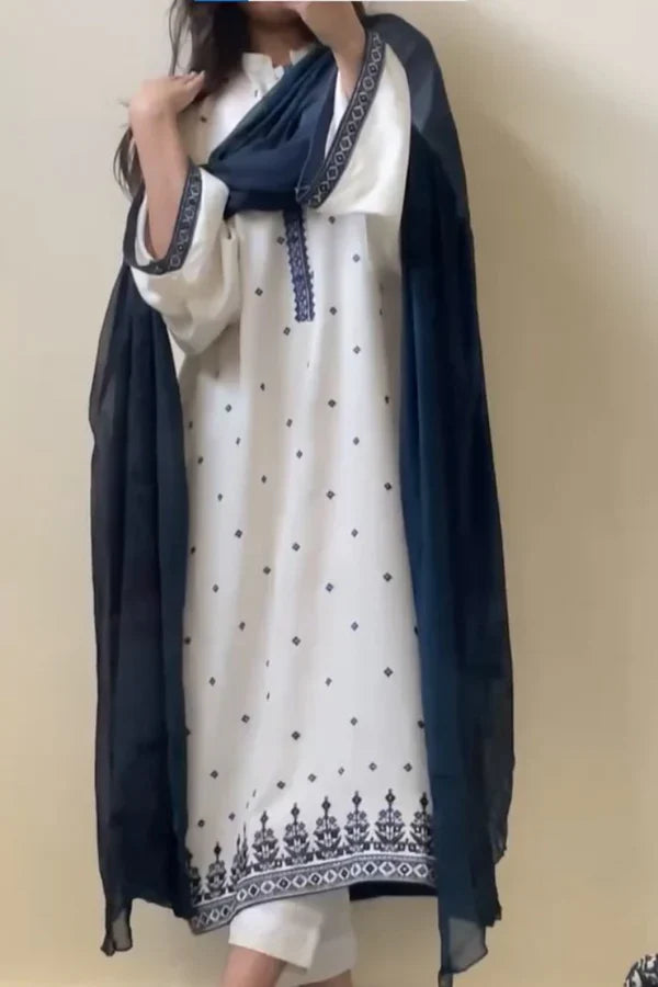 Vanzila  Embroidered 3 PC